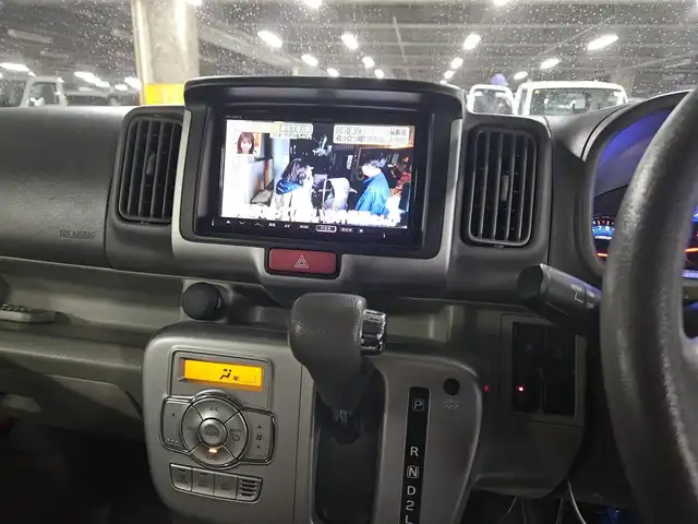 スズキ エブリィ ワゴン PZターボ 静岡県 2015(平27)年 4万km ブルーイッシュブラックパール3 アルパインナビ/フルセグTV/片側パワースライドドア/バックカメラ/ETC/衝突被害軽減ブレーキ/誤発進抑制/HIDヘッドランプ/オートライト/フロントフォグランプ/オートエアコン/ステアリングスイッチ/純正14インチアルミホイール/スマートキー/プッシュエンジンスタート/禁煙車