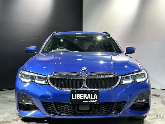 ＢＭＷ ３２０ｄ xDrive ツーリング Mスポーツ 道央・札幌 2020(令2)年 6.7万km 青 サウンドpkg/　・harman/kardonサラウンド・サウンド・システム/　・アコースティックガラス/　・地上デジタルTVチューナー/コンフォートpkg/　・オートマチック・トランク・リッド・オペレーション/　(オープン/クローズ)/　・ストレージ・パッケージ/　・Hifiスピーカー・システム/ドライビング・アシスト・プロフェッショナル/　・ACC/　・ステアリング&レーン・コントロール。アシスト/　・レーン・ディパーチャー・ウォーニング/　(車線逸脱警告システム)/　・レーン・チェンジ・ウォーニング/　・アクティブ・サイド・コリジョン・プロテクション/　・前車接近警告機能/　・衝突回避・被害軽減ブレーキ/　・後車衝突警告機能/　・クロス・トラフィック・ウォーニング/　・高速道路渋滞ハンズ・オフ・アシスト/　・エマージェンシー・ストップ・アシスト/　・トラフィック・サイン・アシスト/BMWライプ・コックピット/　・12.3インチマルチ・ディスプレイメーターパネル/　・10.25インチワイド・コントロール・ディスプレイ/　・HDDナビゲーションシステム/パワーシート(D/N)/シートヒーター(D/N)/黒革レザーシート