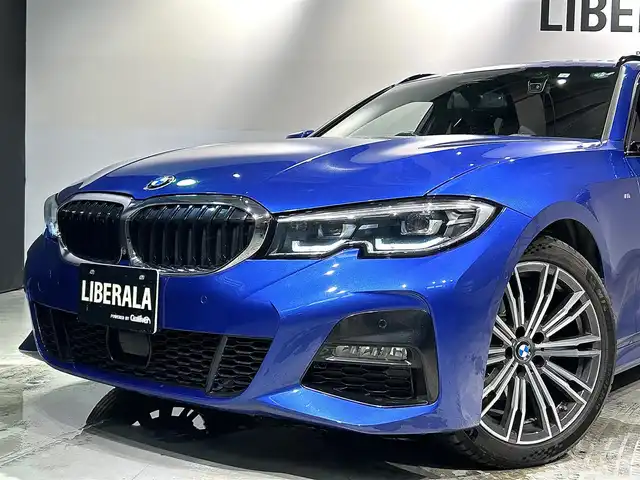 ＢＭＷ ３２０ｄ xDrive ツーリング Mスポーツ 道央・札幌 2020(令2)年 6.7万km 青 サウンドpkg/　・harman/kardonサラウンド・サウンド・システム/　・アコースティックガラス/　・地上デジタルTVチューナー/コンフォートpkg/　・オートマチック・トランク・リッド・オペレーション/　(オープン/クローズ)/　・ストレージ・パッケージ/　・Hifiスピーカー・システム/ドライビング・アシスト・プロフェッショナル/　・ACC/　・ステアリング&レーン・コントロール。アシスト/　・レーン・ディパーチャー・ウォーニング/　(車線逸脱警告システム)/　・レーン・チェンジ・ウォーニング/　・アクティブ・サイド・コリジョン・プロテクション/　・前車接近警告機能/　・衝突回避・被害軽減ブレーキ/　・後車衝突警告機能/　・クロス・トラフィック・ウォーニング/　・高速道路渋滞ハンズ・オフ・アシスト/　・エマージェンシー・ストップ・アシスト/　・トラフィック・サイン・アシスト/BMWライプ・コックピット/　・12.3インチマルチ・ディスプレイメーターパネル/　・10.25インチワイド・コントロール・ディスプレイ/　・HDDナビゲーションシステム/パワーシート(D/N)/シートヒーター(D/N)/黒革レザーシート