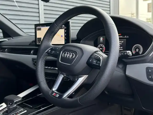 アウディ Ａ４ アバント 35TDI Sライン 茨城県 2022(令4)年 1.5万km 黒 ワンオーナー　/ＳｌｉｎｅｐｌｕｓＰＫＧ　/コンフォートＰＫＧ　/マトリクスＬＥＤ　/サラウンドビューカメラ　/バーチャルコックピット　/アンビエントライト　/ＰＷテールゲート　/半革　/全席シートヒーター　/ＰＷシート/純正ナビ/フルセグTV/禁煙車