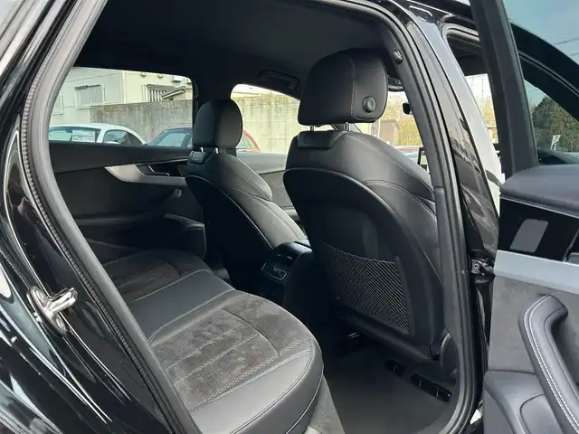 アウディ Ａ４ アバント 35TDI Sライン 茨城県 2022(令4)年 1.5万km 黒 ワンオーナー　/ＳｌｉｎｅｐｌｕｓＰＫＧ　/コンフォートＰＫＧ　/マトリクスＬＥＤ　/サラウンドビューカメラ　/バーチャルコックピット　/アンビエントライト　/ＰＷテールゲート　/半革　/全席シートヒーター　/ＰＷシート/純正ナビ/フルセグTV/禁煙車