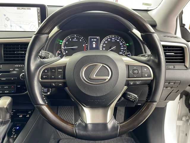 レクサス ＲＸ 200t バージョンL 道央・札幌 2016(平28)年 3.7万km ソニッククォーツ ・４WD　　ターボ/・Lexus Safety System /・プリクラッシュセーフティ/・レーンキーピングアシスト/・オートマチックハイビーム/・レーダークルーズコントロール/・純正大型ディスプレイナビ/・BD.DVD.CD.USB/・Bluetooth/フルセグ/・バックカメラ/・ムーンルーフ/・パワーバックドア/・HUD/ステアリングヒーター/・ミラーヒーター/・全席パワーシート/シートヒーター/・レザーシート/エアーシート/・ビルトインETC