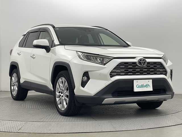 トヨタ ＲＡＶ４ G Zパッケージ 新潟県 2019(令1)年 4.1万km ホワイトパールクリスタルシャイン 4WD/純正ナビ/　　フルセグ/CD/HDMI/BT/バックカメラ/パワーバックドア/レーダークルーズコントロール/LEDオートライト/オートマチックハイビーム/Fフォグ/レザーシート/パワーシート/シートメモリー/シートヒーター/純正19インチアルミホイール/ステアリングスイッチ/デジタルインナーミラー/置くだけ充電/ステリングヒーター/スマートキー/ビルトインETC