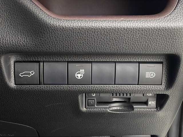 トヨタ ＲＡＶ４ G Zパッケージ 新潟県 2019(令1)年 4.1万km ホワイトパールクリスタルシャイン 4WD/純正ナビ/　　フルセグ/CD/HDMI/BT/バックカメラ/パワーバックドア/レーダークルーズコントロール/LEDオートライト/オートマチックハイビーム/Fフォグ/レザーシート/パワーシート/シートメモリー/シートヒーター/純正19インチアルミホイール/ステアリングスイッチ/デジタルインナーミラー/置くだけ充電/ステリングヒーター/スマートキー/ビルトインETC