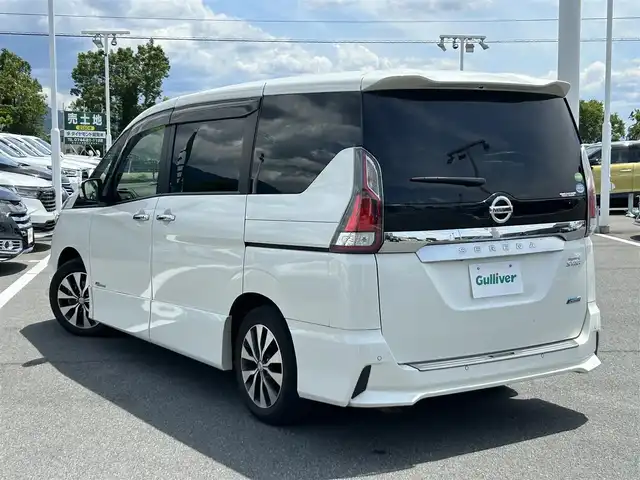日産 セレナ ハイウェイスター Vセレクション 奈良県 2018(平30)年 4.2万km ブリリアントホワイトパール 純正９インチナビ　/フルセグＴＶ　/プロパイロット　/アラウンドビューモニター　/純正フリップダウンモニター　/デジタルインナーミラー　/両側パワースライドドア　/ビルトインＥＴＣ　/前後ドライブレコーダー　/ＷＡＣ/追従型クルーズコントロール/スマートキー/前後コーナーセンサー/LEDヘッドライト/AUTOHOLD