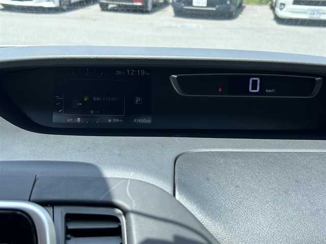 日産 セレナ ハイウェイスター Vセレクション 奈良県 2018(平30)年 4.2万km ブリリアントホワイトパール 純正９インチナビ　/フルセグＴＶ　/プロパイロット　/アラウンドビューモニター　/純正フリップダウンモニター　/デジタルインナーミラー　/両側パワースライドドア　/ビルトインＥＴＣ　/前後ドライブレコーダー　/ＷＡＣ/追従型クルーズコントロール/スマートキー/前後コーナーセンサー/LEDヘッドライト/AUTOHOLD
