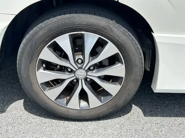 日産 セレナ ハイウェイスター Vセレクション 奈良県 2018(平30)年 4.2万km ブリリアントホワイトパール 純正９インチナビ　/フルセグＴＶ　/プロパイロット　/アラウンドビューモニター　/純正フリップダウンモニター　/デジタルインナーミラー　/両側パワースライドドア　/ビルトインＥＴＣ　/前後ドライブレコーダー　/ＷＡＣ/追従型クルーズコントロール/スマートキー/前後コーナーセンサー/LEDヘッドライト/AUTOHOLD