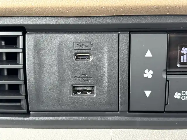 ホンダ Ｎ ＢＯＸ 宮城県 2024(令6)年 1.1万km 黒 登録時走行距離１０５７５ｋｍ/ワンオーナー/追従型クルーズコントロール/バックカメラ/衝突被害軽減システム/レーンキープアシスト/横滑り防止機能/電動パーキング/ブレーキホールド/アイドリングストップ/オートライト/オートマチックハイビーム/ドライブレコーダー前後/ETC/シートヒーター（D+N席）/社外ナビ/・フルセグテレビ/・Bluetooth