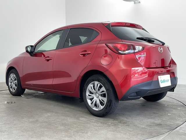 マツダ デミオ 13S 兵庫県 2015(平27)年 8.3万km ソウルレッドプレミアムメタリック ・純正ナビ&TV&BT&SD/・前後ドライブレコーダー/・ETC/・社外フロアマット/・アイドリングストップ/・衝突軽減ブレーキ/・横滑り防止装置/・カーテンエアバック/・スマートキー/・プッシュスタート/・電動格納ミラー/・ステアリングリモコン/・シートリフター