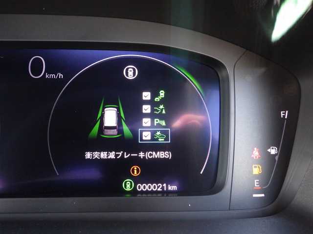 ホンダ ステップワゴン スパーダ eHEV プレミアムライン 千葉県 2025(令7)年 0.1万km未満 プラチナホワイトパール e:HEV スパーダ プレミアムライン　純正11.4インチナビ/ホンダセンシング/・衝突軽減ブレーキ（CMBS）/・車線維持支援システム（LKAS）/・アダプティブクルーズコントロール（ACC）/・後方誤発進抑制機能/・誤発進抑制機能/パワーバックドア/両側パワースライドドア/ホンダコネクトナビ/地デジTV/【DVD/CD再生機能　Bluetooth接続】/【Apple CarPlay　Android Auto対応】/マルチビューカメラシステム/ハーフレザーシート/前席シートヒーター/革巻きステアリング/ステアリングスイッチ/パドルシフト/LEDヘッドライト/フォグライト/ウインカーミラー/コーナーセンサー/純正17インチアルミホイル/サイド/カーテンエアバッグ/Honda スマートキー