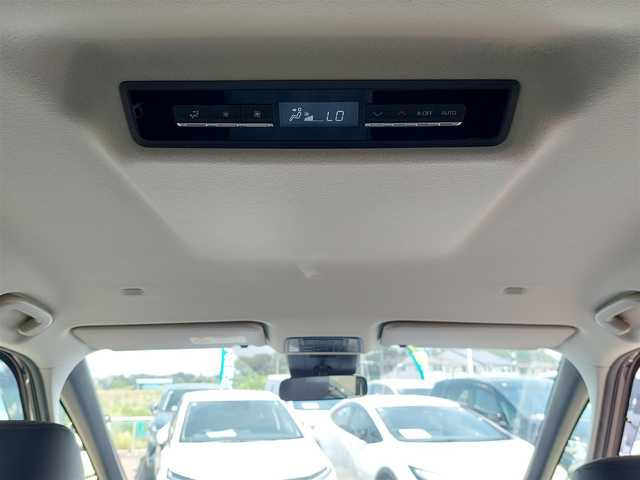 トヨタ ノア Z 千葉県 2023(令5)年 4万km アティチュードブラックマイカ 純正10.5型ディスプレイオーディオ/【FM/AM/BT/TV/DISC/USB】/バックカメラ/ETC2.0/両側電動スライドドア/レーダークルーズコントロール/シートヒーター/コーナーセンサー/LEDヘッドライト/LEDフォグランプ/純正16インチAW/プッシュスタート/スマートキー