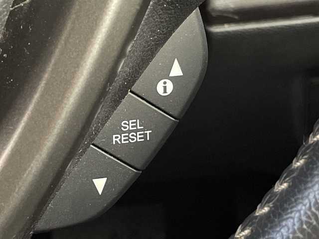 ホンダ ステップワゴン スパーダ クールスピリット 大阪府 2015(平27)年 6.9万km ホワイトオーキッドパール 禁煙車/ホンダセンシング/　・衝突軽減ブレーキ/　・誤発進抑制機能/　・歩行者事故軽減ステアリング/　・路外逸脱抑制機能/　・アダプティブ・クルーズ・コントロール/　・車線維持支援システム/　・先行車発進お知らせ機能/　・標識認識機能/純正ナビ/　（Bluetooth/CD/DVD）/フルセグTV/バックカメラ/両側パワースライドドア/ハーフレザーシート/シートヒーター/LEDヘッドライト/オートライト/フォグランプ/純正17インチアルミホイール/革巻きステアリング/スマートキー/ETC