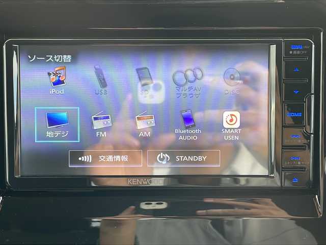 スズキ クロスビー 富山県 2024(令6)年 0.1万km 緑Ⅱ 禁煙車/4WD/ワンオーナー/社外ナビ/フルセグＴＶ/デュアルカメラブレーキサポート/レーダークルーズコントロール/レーンキープアシスト/コーナーセンサー/MTモード付AT/ダウンヒルアシストコントロール/アイドリングストップ/純正フロアマット/純正アルミホイール/シートヒーター/オートライト/LEDヘッドライト/スマートキー/スマートキー/プッシュスタート/保証書・記録簿/取扱説明書
