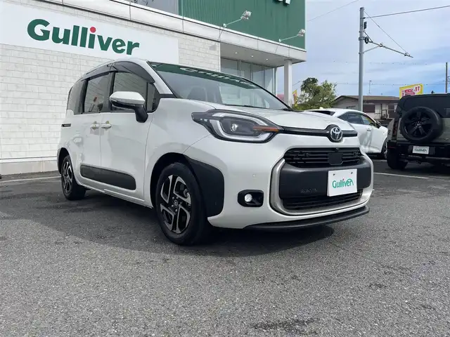 トヨタ シエンタ ハイブリッド Z 神奈川県 2023(令5)年 1.5万km パール