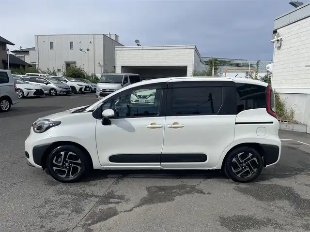 トヨタ シエンタ ハイブリッド Z 神奈川県 2023(令5)年 1.5万km パール