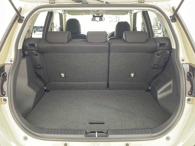 トヨタ ライズ Z 兵庫県 2025(令7)年 0.1千km ナチュラルベージュマイカM ・社外ナビ/BT/USB/ipod/Apple CarPlay/Android Auto/TV/・バックカメラ/・スマートアシストIII/・プリクラッシュセーフティ/・レーンディパーチャーアラート/・レーダークルーズコントロール/・クリアランスソナー/・スマートペダル/・電動パーキングブレーキ/・ブレーキホールド/・前席シートヒーター/・オートエアコン/・ステアリングリモコン/・LEDヘッドライト/・オートライト/・フォグランプ/・スマートキー/・スペアキー/・プッシュスタート/・純正17インチAW/・後席USBポート/・ワンオーナー