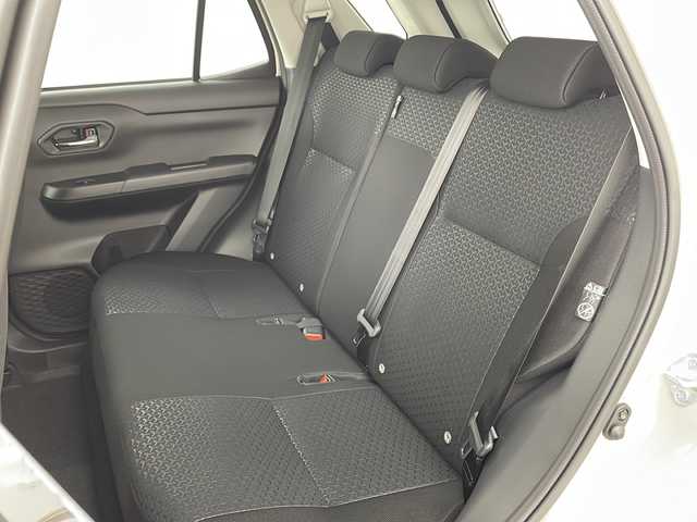 トヨタ ライズ Z 兵庫県 2025(令7)年 0.1千km ナチュラルベージュマイカM ・社外ナビ/BT/USB/ipod/Apple CarPlay/Android Auto/TV/・バックカメラ/・スマートアシストIII/・プリクラッシュセーフティ/・レーンディパーチャーアラート/・レーダークルーズコントロール/・クリアランスソナー/・スマートペダル/・電動パーキングブレーキ/・ブレーキホールド/・前席シートヒーター/・オートエアコン/・ステアリングリモコン/・LEDヘッドライト/・オートライト/・フォグランプ/・スマートキー/・スペアキー/・プッシュスタート/・純正17インチAW/・後席USBポート/・ワンオーナー