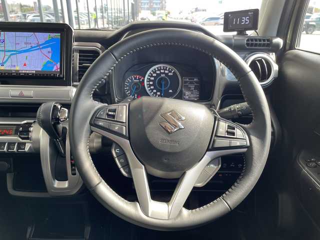 スズキ クロスビー HYBRID MZ 愛知県 2021(令3)年 3.5万km タフカーキパールメタリック/ブラック2トーン 純正8型ナビ/全方位カメラ/レーダークルーズコントロール/ブラックインテリアパッケージ/シートヒーター/バックカメラ/コーナーセンサー/純正アルミホイール/LEDヘッドライト/パドルシフト/オートマチックハイビーム/ドライブレコーダー/ETC/衝突軽減システム/フルセグ/CD DVD/Bluetooth/ステアリングスイッチ/スマートキー/プッシュスタート