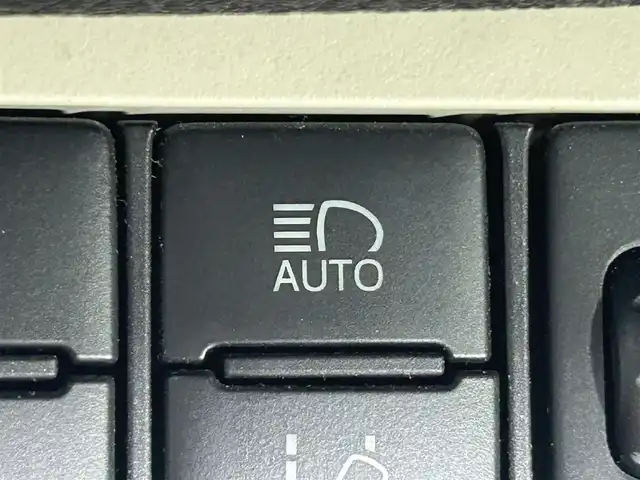 トヨタ シエンタ G 大阪府 2017(平29)年 0.5万km ヴィンテージブラウンパールクリスタルシャイン 純正ナビＴＶ（ＣＤ再生／Ｂｌｕｅｔｏｏｔｈ接続）　衝突軽減　両側パワスラ　バックカメラ　ＥＴＣ　オートハイビーム　レーンアシスト　アイドリングストップ　ハロゲンライト　スマートキー　プッシュスタート