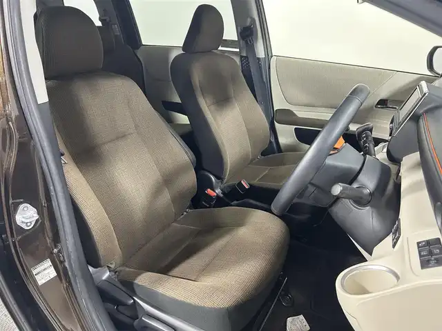 トヨタ シエンタ G 大阪府 2017(平29)年 0.5万km ヴィンテージブラウンパールクリスタルシャイン 純正ナビＴＶ（ＣＤ再生／Ｂｌｕｅｔｏｏｔｈ接続）　衝突軽減　両側パワスラ　バックカメラ　ＥＴＣ　オートハイビーム　レーンアシスト　アイドリングストップ　ハロゲンライト　スマートキー　プッシュスタート