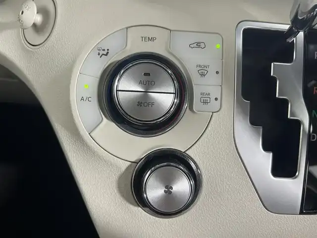 トヨタ シエンタ G 大阪府 2017(平29)年 0.5万km ヴィンテージブラウンパールクリスタルシャイン 純正ナビＴＶ（ＣＤ再生／Ｂｌｕｅｔｏｏｔｈ接続）　衝突軽減　両側パワスラ　バックカメラ　ＥＴＣ　オートハイビーム　レーンアシスト　アイドリングストップ　ハロゲンライト　スマートキー　プッシュスタート