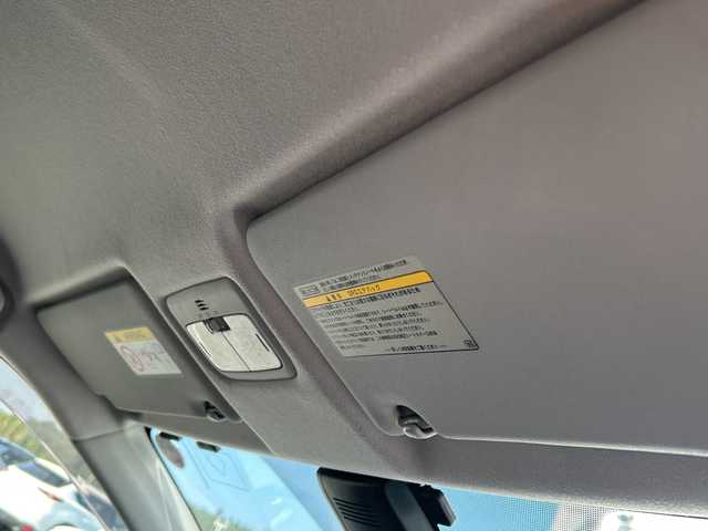 トヨタ シエンタ G 千葉県 2016(平28)年 10.8万km ブラックマイカ ワンオーナー　純正ナビNSZT-W66T　両側パワースライドドア　バックカメラ　純正フリップダウンモニター　ＢＴ　ＥＴＣ　オートマチックハイビーム　Ｗエアバッグ　プッシュスタート　スマートキー　マット