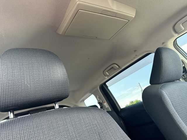 トヨタ シエンタ G 千葉県 2016(平28)年 10.8万km ブラックマイカ ワンオーナー　純正ナビNSZT-W66T　両側パワースライドドア　バックカメラ　純正フリップダウンモニター　ＢＴ　ＥＴＣ　オートマチックハイビーム　Ｗエアバッグ　プッシュスタート　スマートキー　マット