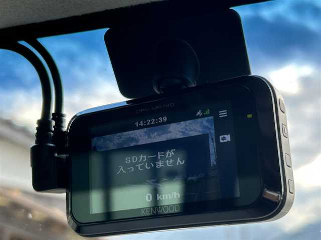 スズキ スペーシア カスタム Z ターボ 愛媛県 2016(平28)年 9.2万km スチールシルバーM 社外ナビ【KXM-E503W】/CD/DVD/Bluetooth/フルセグTV/バックカメラ/ビルトインETC/前後ドライブレコーダー/左側パワースライド/HIDヘッドライト/純正15インチAW /革巻きステアリング/ステアリングスイッチ/パドルシフト/電動格納ミラー/革調シートカバー/プッシュスタート