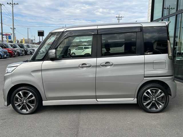 スズキ スペーシア カスタム Z ターボ 愛媛県 2016(平28)年 9.2万km スチールシルバーM 社外ナビ【KXM-E503W】/CD/DVD/Bluetooth/フルセグTV/バックカメラ/ビルトインETC/前後ドライブレコーダー/左側パワースライド/HIDヘッドライト/純正15インチAW /革巻きステアリング/ステアリングスイッチ/パドルシフト/電動格納ミラー/革調シートカバー/プッシュスタート