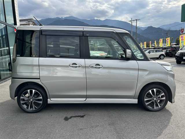 スズキ スペーシア カスタム Z ターボ 愛媛県 2016(平28)年 9.2万km スチールシルバーM 社外ナビ【KXM-E503W】/CD/DVD/Bluetooth/フルセグTV/バックカメラ/ビルトインETC/前後ドライブレコーダー/左側パワースライド/HIDヘッドライト/純正15インチAW /革巻きステアリング/ステアリングスイッチ/パドルシフト/電動格納ミラー/革調シートカバー/プッシュスタート