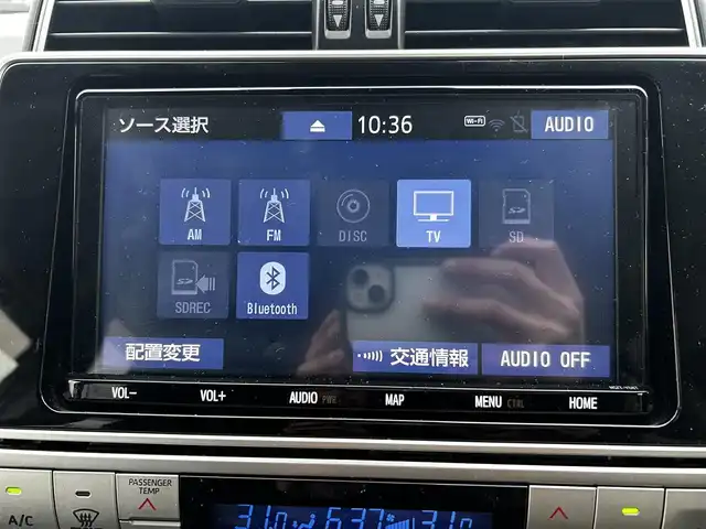 トヨタ ランドクルーザー プラド TX Lパッケージ 道北・旭川 2019(令1)年 8.1万km スーパーホワイトⅡ 純正9インチナビ/バックカメラ/フルセグTV/モデリスタエアロ/レザーシート/前席パワーシート/前席シートヒーター&クーラー/電動格納サードシート/LEDヘッドライト/プッシュスタート/スマートキー