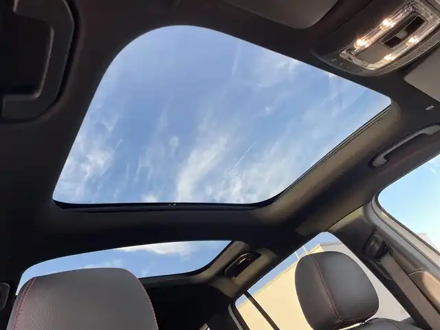 メルセデス・ベンツ ＧＬＢ２００ｄ AMGライン 東京都 2020(令2)年 3.6万km デジタルホワイト サンルーフ/純正ナビ（フルセグTV・Bluetooth・USB・AppleCarPlay・AndoroidoAuto）/アダプティブクルーズコントロール/パーキングアシスト/バックカメラ/全方位カメラ/BSM/ビルトインETC2.0/前席パワーシート/前席シートヒーター/電動リアゲート/コーナーセンサー/横滑り防止装置/衝突軽減ブレーキ/レーンキープアシスト/LEDオートライト/オートハイビーム/ルーフレール/純正フロアマット/3列シート/ハーフレザーシート/スマートキー/プッシュスタート/スペアキーｘ１/ターボ/アイドリングストップ