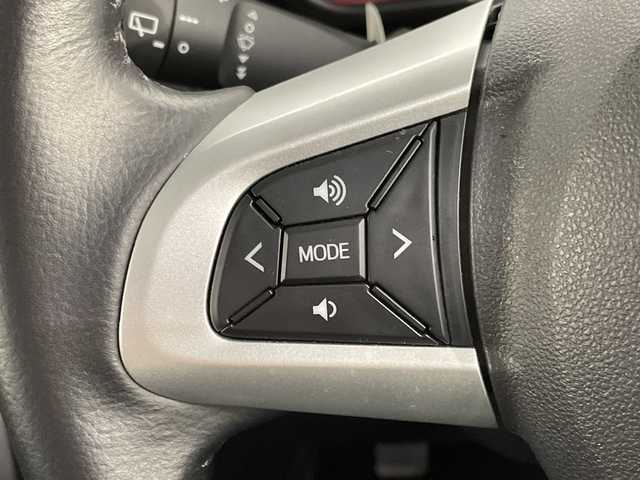 ダイハツ トール カスタムG リミテッドⅡ SAⅢ 栃木県 2020(令2)年 1.7万km パールホワイトⅢ 純正ナビ/（CD/DVD/フルセグTV/Bluetooth/SD/USB/ipod）/禁煙車　/ワンオーナー　/全方位カメラ　/純正フロントエアロ　/スマートアシスト　/コーナーセンサー　/ＥＴＣ　/前方ドラレコ　/両側パワースライドドア　/前席シートヒーター　/ＬＥＤヘッドライト/オートライト/フォグランプ/スマートキー/プッシュスタート/アイドリングストップ/ステアリングスイッチ/ウインカーミラー/純正アルミホイール/純正フロアマット　