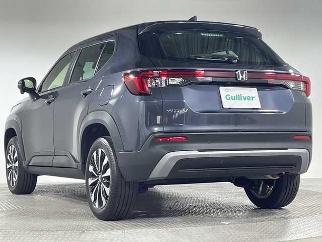 ホンダ ＷＲ－Ｖ Z 神奈川県 2024(令6)年 1万km メテオロイドグレーメタリック 純正９型ディスプレイオーディオ【DG5-1017946】/フルセグ　Bluetooth　USB　AM FM　AppleCarPlay　Androidauto/バックカメラ/ホンダセンシング/衝突軽減ブレーキ/後方誤発進抑制機能/歩行者事故低減ステアリング/路外逸脱抑制機能/車線維持支援システム/標識認識機能/パーキングセンサーシステム/誤発進抑制機能/近距離衝突軽減ブレーキ/アダブティブクルーズコントロール/先行車発進お知らせ機能/オートハイビーム/革巻きステアリング/パドルシフト/合皮/ファブリックコンビシート/純正ビルトインETC2.0/純正前後ドライブレコーダー/プッシュスタート/スマートキー/LEDヘッド/フォグランプ/オートライト/純正17インチアルミホイール/純正リアスポイラー