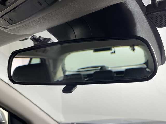 ホンダ ＷＲ－Ｖ Z 神奈川県 2024(令6)年 1万km メテオロイドグレーメタリック 純正９型ディスプレイオーディオ【DG5-1017946】/フルセグ　Bluetooth　USB　AM FM　AppleCarPlay　Androidauto/バックカメラ/ホンダセンシング/衝突軽減ブレーキ/後方誤発進抑制機能/歩行者事故低減ステアリング/路外逸脱抑制機能/車線維持支援システム/標識認識機能/パーキングセンサーシステム/誤発進抑制機能/近距離衝突軽減ブレーキ/アダブティブクルーズコントロール/先行車発進お知らせ機能/オートハイビーム/革巻きステアリング/パドルシフト/合皮/ファブリックコンビシート/純正ビルトインETC2.0/純正前後ドライブレコーダー/プッシュスタート/スマートキー/LEDヘッド/フォグランプ/オートライト/純正17インチアルミホイール/純正リアスポイラー