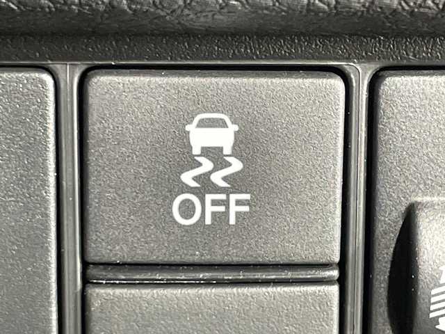 ホンダ ＷＲ－Ｖ Z 神奈川県 2024(令6)年 1万km メテオロイドグレーメタリック 純正９型ディスプレイオーディオ【DG5-1017946】/フルセグ　Bluetooth　USB　AM FM　AppleCarPlay　Androidauto/バックカメラ/ホンダセンシング/衝突軽減ブレーキ/後方誤発進抑制機能/歩行者事故低減ステアリング/路外逸脱抑制機能/車線維持支援システム/標識認識機能/パーキングセンサーシステム/誤発進抑制機能/近距離衝突軽減ブレーキ/アダブティブクルーズコントロール/先行車発進お知らせ機能/オートハイビーム/革巻きステアリング/パドルシフト/合皮/ファブリックコンビシート/純正ビルトインETC2.0/純正前後ドライブレコーダー/プッシュスタート/スマートキー/LEDヘッド/フォグランプ/オートライト/純正17インチアルミホイール/純正リアスポイラー