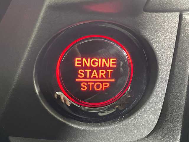 ホンダ ＷＲ－Ｖ Z 神奈川県 2024(令6)年 1万km メテオロイドグレーメタリック 純正９型ディスプレイオーディオ【DG5-1017946】/フルセグ　Bluetooth　USB　AM FM　AppleCarPlay　Androidauto/バックカメラ/ホンダセンシング/衝突軽減ブレーキ/後方誤発進抑制機能/歩行者事故低減ステアリング/路外逸脱抑制機能/車線維持支援システム/標識認識機能/パーキングセンサーシステム/誤発進抑制機能/近距離衝突軽減ブレーキ/アダブティブクルーズコントロール/先行車発進お知らせ機能/オートハイビーム/革巻きステアリング/パドルシフト/合皮/ファブリックコンビシート/純正ビルトインETC2.0/純正前後ドライブレコーダー/プッシュスタート/スマートキー/LEDヘッド/フォグランプ/オートライト/純正17インチアルミホイール/純正リアスポイラー