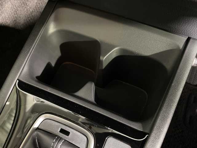 ホンダ ＷＲ－Ｖ Z 神奈川県 2024(令6)年 1万km メテオロイドグレーメタリック 純正９型ディスプレイオーディオ【DG5-1017946】/フルセグ　Bluetooth　USB　AM FM　AppleCarPlay　Androidauto/バックカメラ/ホンダセンシング/衝突軽減ブレーキ/後方誤発進抑制機能/歩行者事故低減ステアリング/路外逸脱抑制機能/車線維持支援システム/標識認識機能/パーキングセンサーシステム/誤発進抑制機能/近距離衝突軽減ブレーキ/アダブティブクルーズコントロール/先行車発進お知らせ機能/オートハイビーム/革巻きステアリング/パドルシフト/合皮/ファブリックコンビシート/純正ビルトインETC2.0/純正前後ドライブレコーダー/プッシュスタート/スマートキー/LEDヘッド/フォグランプ/オートライト/純正17インチアルミホイール/純正リアスポイラー