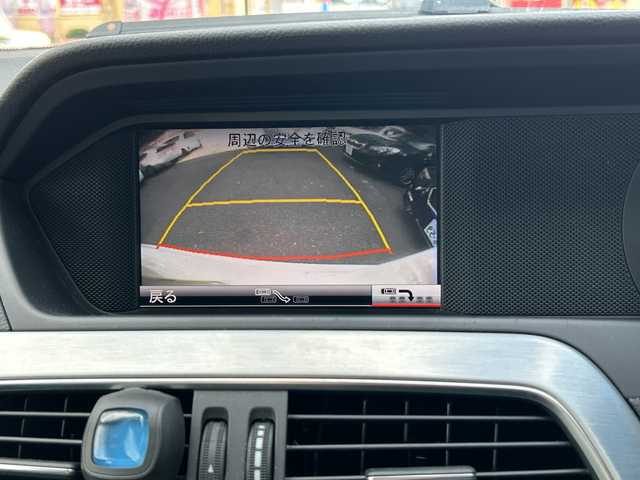 メルセデス・ベンツ Ｃ１８０ アバンギャルド 福岡県 2014(平26)年 5.1万km 白 純正ナビ/純正フロアマット/TV（ワンセグ）/Bluetooth/USBメモリー/ハンズフリー/オートライト/クルーズコントロール/電動格納ミラー/パワーシート（運転席/助手席）/HDD/CD/プッシュスタート/パーキングセンサー/レーンキープアシスト/横滑り防止/プリクラッシュ