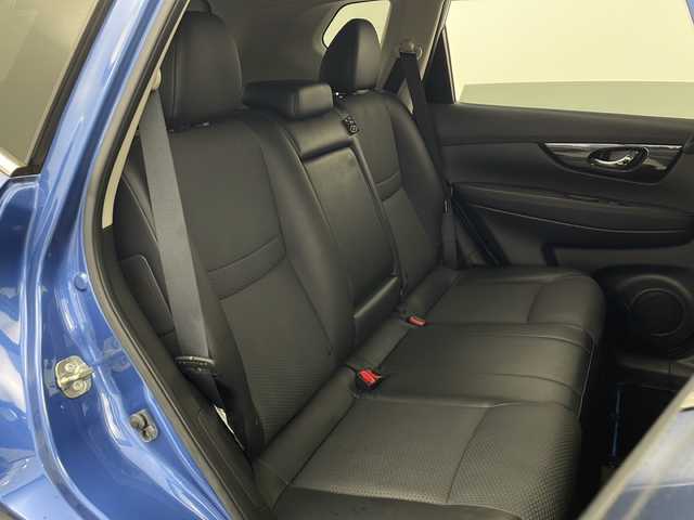 日産 エクストレイル ハイブリッド 20Xi 秋田県 2021(令3)年 6.9万km シャイニングブルー プロパイロット　/純正９インチナビ 【CD/DVD/SD/BT/AUX/HDMI】/フルセグＴＶ /デジタルインナーミラー /ハイビームアシスト/ETC2.0 /電動リアゲート/LEDヘッドライト /純正11インチフリップダウンモニター /全席シートヒーター/ルーフレール/全方位カメラ/ナビ連動ドライブレコーダー/取扱説明書/スマートキー/プッシュスタート/電格ミラー/ステアリングスイッチ/オートライト/ドライブモード切替/プッシュスタート/純正AW/横滑り防止装置/レーンキープアシスト/衝突被害軽減システム/コーナーセンサー