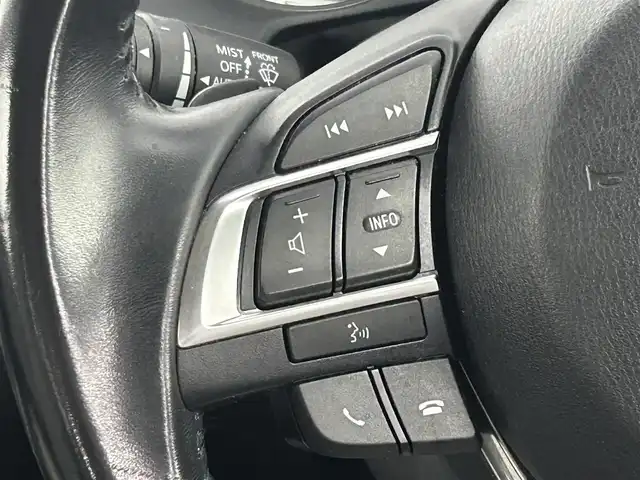 マツダ アテンザ ワゴン XD Lパッケージ 道央・札幌 2015(平27)年 6.9万km ディープクリスタルブルーマイカ ・４WD/・BOSEサウンド/・白レザーシート/・純正SDナビ/・CD/DVD/BT/フルセグ/AUX/USB/・バックカメラ/・ビルトインETC/・防眩ミラー/・HUD/・衝突軽減ブレーキ/・横滑り防止装置/・アダプティブクルーズコントロール/・レーンキープアシスト/・コーナーセンサー/・ブラインドスポットモニター/・アイドリングストップ/・パドルシフト/・LEDヘッドライト/・前後フォグ/・前席パワーシート/・D席シートメモリー/・前席シートヒーター