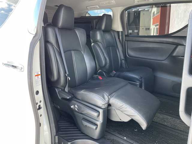 トヨタ ヴェルファイア Z 道央・札幌 2020(令2)年 14.6万km ホワイトパールクリスタルシャイン ４WD/ワンオーナー/純正Dオーディオ/CD/DVD/BT/フルセグ/トヨタセーフティセンス/プリクラッシュセーフティ/横滑り防止装置/レーダークルーズコントロール/レーンキープアシスト/パーキングアシスト/クリアランスソナー/パーキングサポートブレーキ/ロードサインアシスト/バックカメラ/ビルトインETC/ドライブレコーダー/アイドリングストップ/ECOMODE/両側パワースライドドア/レザーシートカバー/革巻きウッドコンビステアリング/ステアリングリモコン/AC100V/MTモード付AT/プッシュスタート/スマートキー/LEDヘッドライト/オートライト/オートマチックハイビーム/フォグランプ/電動格納ミラー/ウィンカーミラー/純正フロアマット/ドアバイザー/スペアキー