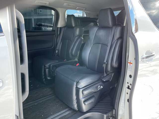 トヨタ ヴェルファイア Z 道央・札幌 2020(令2)年 14.6万km ホワイトパールクリスタルシャイン ４WD/ワンオーナー/純正Dオーディオ/CD/DVD/BT/フルセグ/トヨタセーフティセンス/プリクラッシュセーフティ/横滑り防止装置/レーダークルーズコントロール/レーンキープアシスト/パーキングアシスト/クリアランスソナー/パーキングサポートブレーキ/ロードサインアシスト/バックカメラ/ビルトインETC/ドライブレコーダー/アイドリングストップ/ECOMODE/両側パワースライドドア/レザーシートカバー/革巻きウッドコンビステアリング/ステアリングリモコン/AC100V/MTモード付AT/プッシュスタート/スマートキー/LEDヘッドライト/オートライト/オートマチックハイビーム/フォグランプ/電動格納ミラー/ウィンカーミラー/純正フロアマット/ドアバイザー/スペアキー