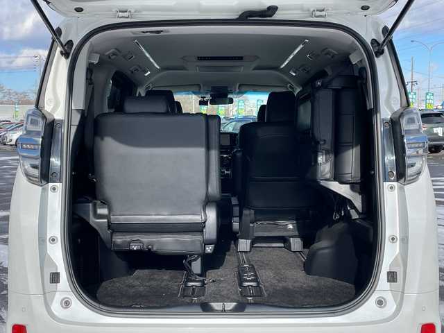 トヨタ ヴェルファイア Z 道央・札幌 2020(令2)年 14.6万km ホワイトパールクリスタルシャイン ４WD/ワンオーナー/純正Dオーディオ/CD/DVD/BT/フルセグ/トヨタセーフティセンス/プリクラッシュセーフティ/横滑り防止装置/レーダークルーズコントロール/レーンキープアシスト/パーキングアシスト/クリアランスソナー/パーキングサポートブレーキ/ロードサインアシスト/バックカメラ/ビルトインETC/ドライブレコーダー/アイドリングストップ/ECOMODE/両側パワースライドドア/レザーシートカバー/革巻きウッドコンビステアリング/ステアリングリモコン/AC100V/MTモード付AT/プッシュスタート/スマートキー/LEDヘッドライト/オートライト/オートマチックハイビーム/フォグランプ/電動格納ミラー/ウィンカーミラー/純正フロアマット/ドアバイザー/スペアキー