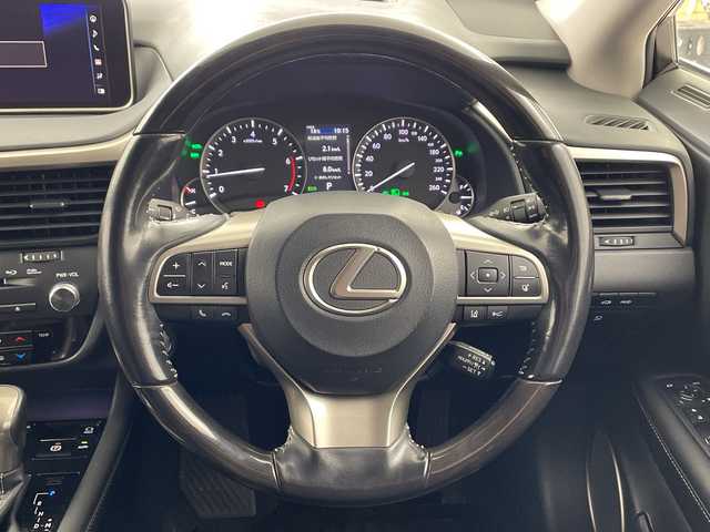 レクサス ＲＸ 200t バージョンL 兵庫県 2016(平28)年 6.7万km ソニッククォーツ ・パノラミックルーフ/・LEXUSsafety/・プリクラッシュセーフティ/・レーダークルーズコントロール/・オートマチックハイビーム/・リヤクロストラフィックアラート/・ブラインドスポットモニター/・クリアランスソナー/・純正12.3インチナビ＆TV＆BT＆USB＆DVD＆BD/・パノラマミックビューモニター/・ビルトインETC2.0/・レザーシート/・前席パワーシート/・全席シートヒーター/・前席シートベンチレーション/・純正20インチアルミホイール/・スマートキー/・パワーバックドア/・3眼LEDヘッドライト/・LEDフォグランプ/・オートライト/・ヘッドアップディスプレイ/・AC100V電源/・ステアリングヒーター/・ステアリングスイッチ