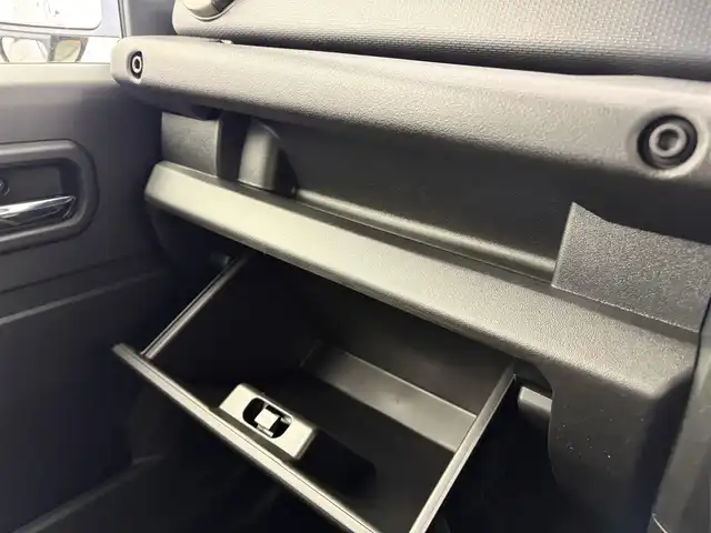 スズキ ジムニー XC 愛知県 2025(令7)年 0.1千km ジャングルグリーン 純正ディスプレイオーディオ/（Bluetooth/AM/FM/USB入力）/バックカメラ/シートヒーター/電動格納ミラー/フルフラット/LEDライト/ステアリングリモコン/ダウンヒルアシスト/コーナーセンサー/アダプティブクルーズコントロール/衝突軽減システム/純正AW