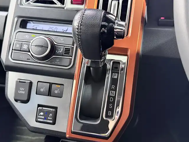 ダイハツ タフト G ターボ 大阪府 2020(令2)年 1.9万km シャイニングホワイトパール ガラスルーフ 社外マフラー 純正9incナビTV 360カメラ シートヒーター レーダークルコン 衝突軽減ブレーキ レーンアシスト スマートキー プッシュスタート 置き型充電 ドライブレコーダー