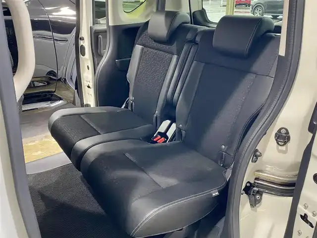 ホンダ Ｎ ＢＯＸ 岐阜県 2017(平29)年 3万km プレミアムホワイトパールⅡ 両側パワースライドドア/バックカメラ/純正ナビ　CD/DVD/ハーフレザーシート/LEDヘッドライト/ステアリングスイッチ/クルーズコントロール/アイドリングストップ/取扱説明書/保証書/スペアキー/ETC/純正フロアマット