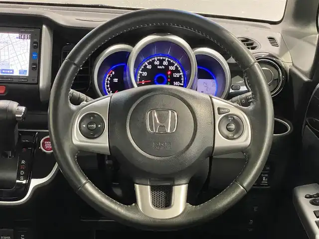 ホンダ Ｎ ＢＯＸ 岐阜県 2017(平29)年 3万km プレミアムホワイトパールⅡ 両側パワースライドドア/バックカメラ/純正ナビ　CD/DVD/ハーフレザーシート/LEDヘッドライト/ステアリングスイッチ/クルーズコントロール/アイドリングストップ/取扱説明書/保証書/スペアキー/ETC/純正フロアマット