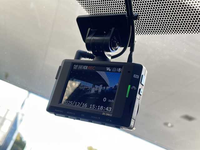 トヨタ アクア Z 神奈川県 2021(令3)年 1.1万km プラチナホワイトパールマイカ 純正ナビ/(FM/AM/TV/BT/Miracast)/バック/全周囲カメラ/BSM/ETC2.0/レーダークルーズコントロール/パーキングアシスト/HUD/ドライブレコーダー(前後)/コーナーセンサー/USB入力端子/レーンキープアシスト/純正AW/スペアキー